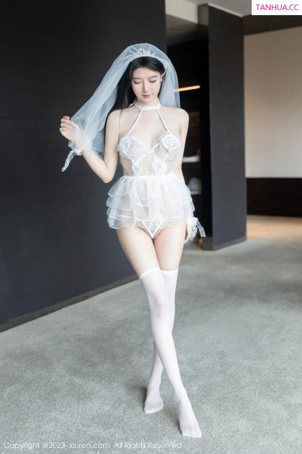   [XiuRen]高清写真图 2023.07.31 No.7165 幼幼 婚纱丝袜第4张图片